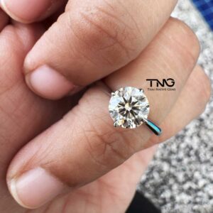 Lab Grown 1.04 Carat E-VVS2 Diamond Solitaire Ring in Platinum (PT950)